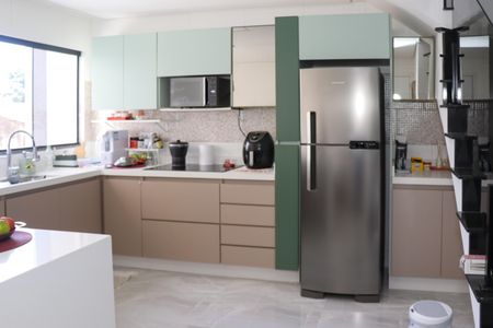 Sala/Cozinha de apartamento à venda com 2 quartos, 160m² em Vila Eldizia, Santo André