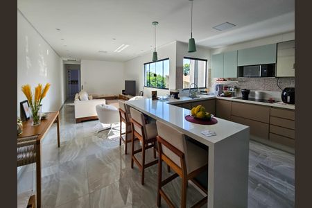 Apartamento à venda com 160m², 2 quartos e 2 vagasSala/Cozinha