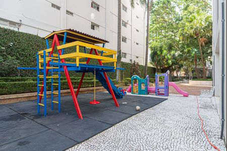 Apartamento à venda com 130m², 2 quartos e 1 vagaÁrea comum - Playground