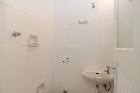 Apartamento à venda com 130m², 2 quartos e 1 vagaBanheiro de Serviço