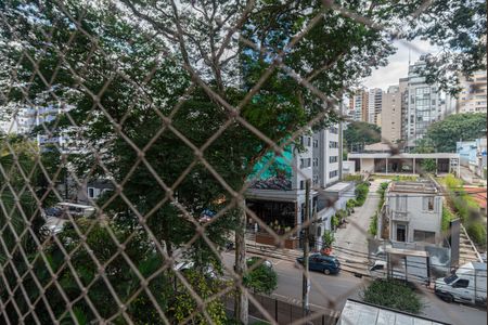 Apartamento para alugar com 130m², 2 quartos e 1 vaga Apartamento para alugar com 130m², 2 quartos e 1 vagaVista da Sala