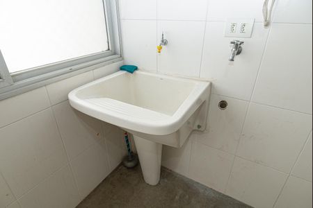 Apartamento à venda com 130m², 2 quartos e 1 vagaÁrea de Serviço