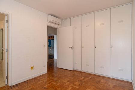 Apartamento para alugar com 130m², 2 quartos e 1 vaga Apartamento para alugar com 130m², 2 quartos e 1 vagaSuíte
