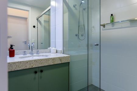 Apartamento à venda com 73m², 2 quartos e 1 vaga Apartamento à venda com 73m², 2 quartos e 1 vagaBanheiro