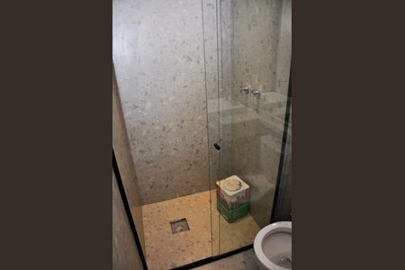 Apartamento para alugar com 85m², 3 quartos e 2 vagas Apartamento para alugar com 85m², 3 quartos e 2 vagasDetalhe - Banheiro Social