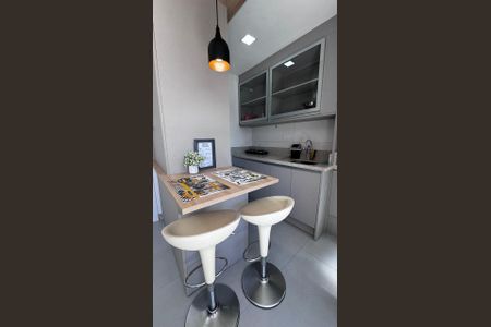 Studio de kitnet/studio para alugar com 1 quarto, 23m² em Centro, Curitiba