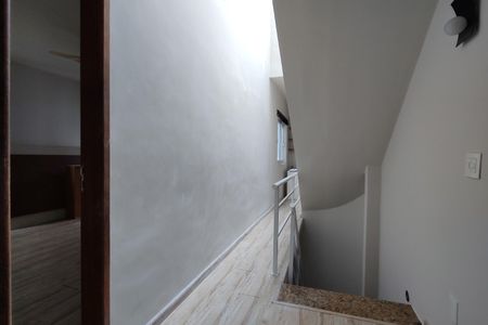 Casa para alugar com 300m², 5 quartos e 1 vagaCorredor 