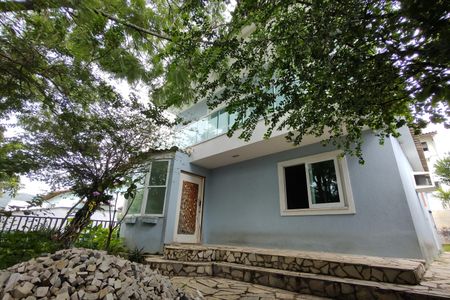 Casa para alugar com 300m², 5 quartos e 1 vagaFachada 