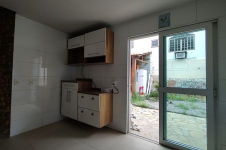 Casa para alugar com 300m², 5 quartos e 1 vagaCozinha - Armários