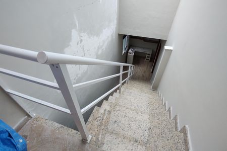 Casa para alugar com 300m², 5 quartos e 1 vagaEscada 