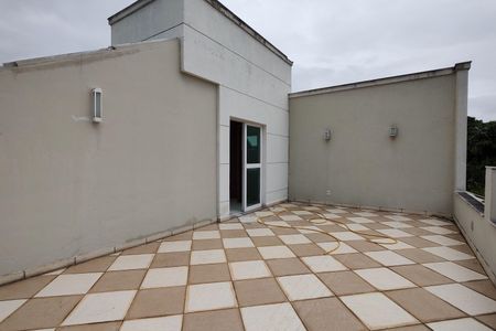 Casa para alugar com 300m², 5 quartos e 1 vagaCovertura