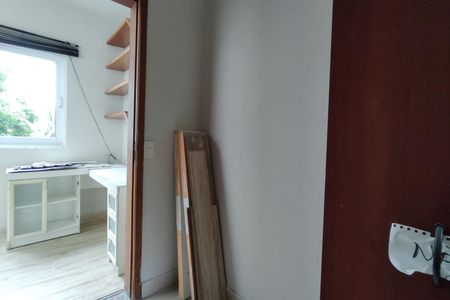 Casa para alugar com 300m², 5 quartos e 1 vagaEscritório