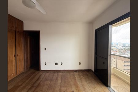 Apartamento para alugar com 145m², 3 quartos e 1 vaga Apartamento para alugar com 145m², 3 quartos e 1 vagaQuarto