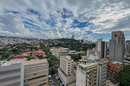 Apartamento para alugar com 150m², 4 quartos e 3 vagas