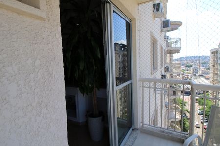 Apartamento à venda com 90m², 3 quartos e 1 vagaVaranda