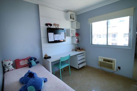 Apartamento à venda com 90m², 3 quartos e 1 vagaQuarto 2