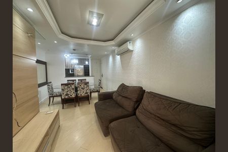 Apartamento para alugar com 80m², 3 quartos e 2 vagas Apartamento para alugar com 80m², 3 quartos e 2 vagasSala