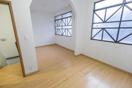 Casa para alugar com 90m², 2 quartos e 1 vagaquarto 1