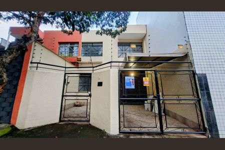 Casa para alugar com 90m², 2 quartos e 1 vagafachada / placa: pmea 75