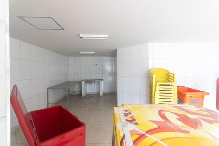Apartamento para alugar com 45m², 2 quartos e 1 vaga Apartamento para alugar com 45m², 2 quartos e 1 vagaÁrea comum - Salão de festas