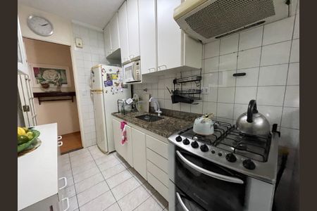 Apartamento à venda com 58m², 2 quartos e 2 vagasCozinha e Área de Serviço