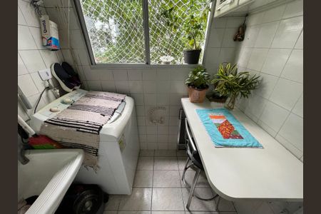Apartamento à venda com 58m², 2 quartos e 2 vagasCozinha e Área de Serviço