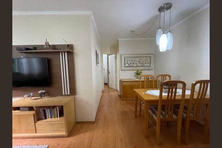 Apartamento à venda com 58m², 2 quartos e 2 vagasSala