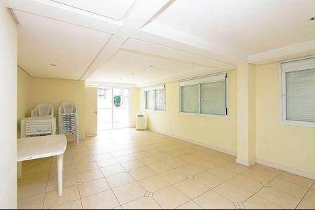 Apartamento para alugar com 47m², 1 quarto e 2 vagas Apartamento para alugar com 47m², 1 quarto e 2 vagasÁrea comum - Salão de festas