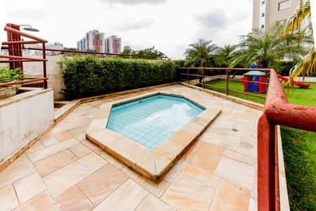 Apartamento à venda com 134m², 3 quartos e 3 vagasÁrea comum - Piscina