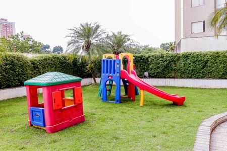 Apartamento à venda com 134m², 3 quartos e 3 vagasÁrea comum - Playground