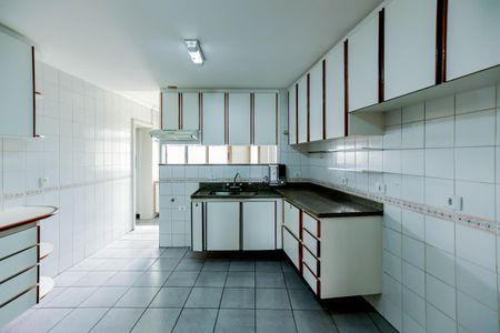 Apartamento à venda com 134m², 3 quartos e 3 vagasCozinha