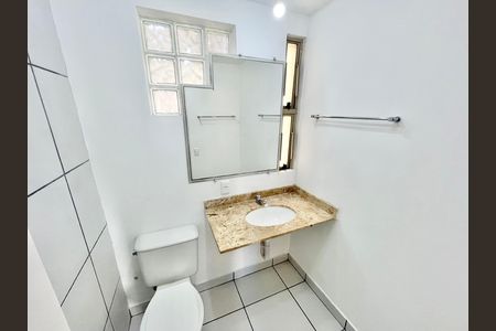 Apartamento para alugar com 60m², 3 quartos e 1 vaga Apartamento para alugar com 60m², 3 quartos e 1 vagaBanheiro