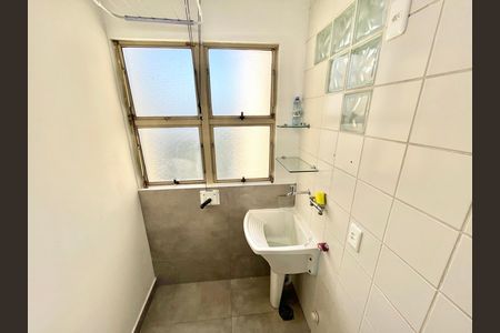 Apartamento para alugar com 60m², 3 quartos e 1 vaga Apartamento para alugar com 60m², 3 quartos e 1 vagaCozinha e Área de Serviço