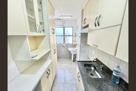 Apartamento para alugar com 60m², 3 quartos e 1 vaga Apartamento para alugar com 60m², 3 quartos e 1 vagaCozinha e Área de Serviço