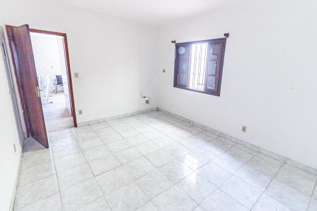Casa à venda com 120m², 3 quartos e 1 vaga Casa à venda com 120m², 3 quartos e 1 vagaCasa 2 - Sala
