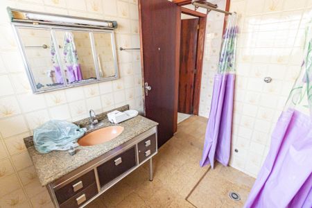 Casa à venda com 120m², 3 quartos e 1 vaga Casa à venda com 120m², 3 quartos e 1 vagaCasa 2 - Banheiro