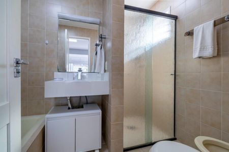 Casa para alugar com 300m², 5 quartos e 2 vagasBanheiro