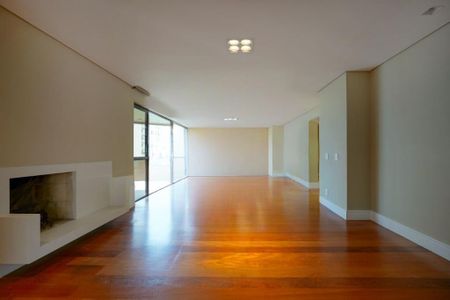 Apartamento para alugar com 4 quartos, 272m² em Campo Belo, São Paulo