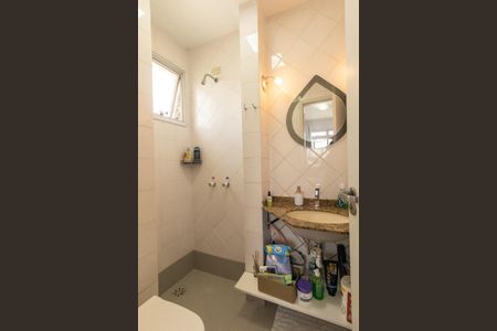 Apartamento para alugar com 75m², 3 quartos e 1 vaga Apartamento para alugar com 75m², 3 quartos e 1 vagaBanheiro da Suite