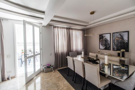 Apartamento à venda com 315m², 2 quartos e 4 vagas Apartamento à venda com 315m², 2 quartos e 4 vagasSala