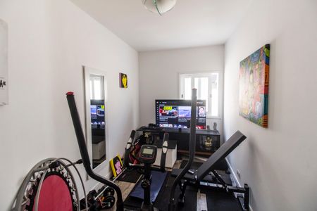 Apartamento à venda com 315m², 2 quartos e 4 vagas Apartamento à venda com 315m², 2 quartos e 4 vagasQuarto 3