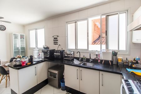 Apartamento à venda com 315m², 2 quartos e 4 vagas Apartamento à venda com 315m², 2 quartos e 4 vagasCozinha