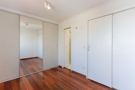 Apartamento para alugar com 92m², 3 quartos e 2 vagas Apartamento para alugar com 92m², 3 quartos e 2 vagasSuíte