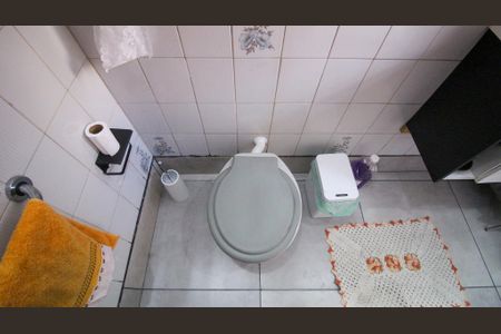 Banheiro de casa à venda com 1 quarto, 120m² em Jardim Guairaca, São Paulo