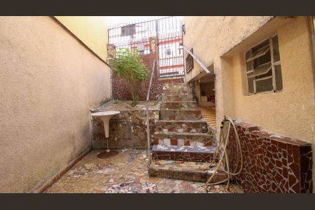 Casa à venda com 120m², 1 quarto e 1 vaga Casa à venda com 120m², 1 quarto e 1 vagaEntrada