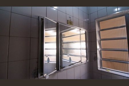 Casa à venda com 120m², 1 quarto e 1 vaga Casa à venda com 120m², 1 quarto e 1 vagaBanheiro