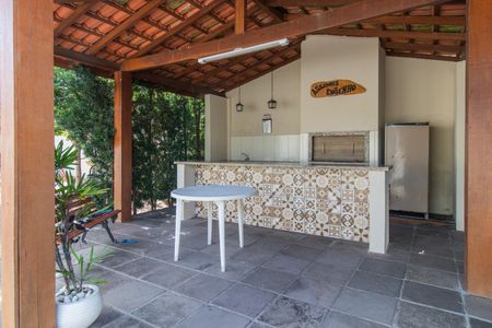 Casa de condomínio à venda com 110m², 3 quartos e 2 vagas Casa de condomínio à venda com 110m², 3 quartos e 2 vagasÁrea comum - Churrasqueira