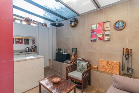 Casa de condomínio à venda com 110m², 3 quartos e 2 vagas Casa de condomínio à venda com 110m², 3 quartos e 2 vagasChurrasqueira