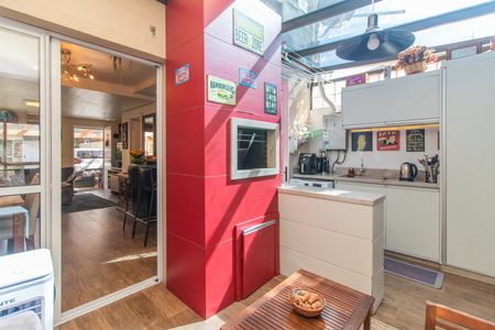 Casa de condomínio à venda com 110m², 3 quartos e 2 vagas Casa de condomínio à venda com 110m², 3 quartos e 2 vagasChurrasqueira