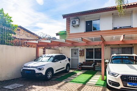 Casa de condomínio à venda com 110m², 3 quartos e 2 vagas Casa de condomínio à venda com 110m², 3 quartos e 2 vagasFachada